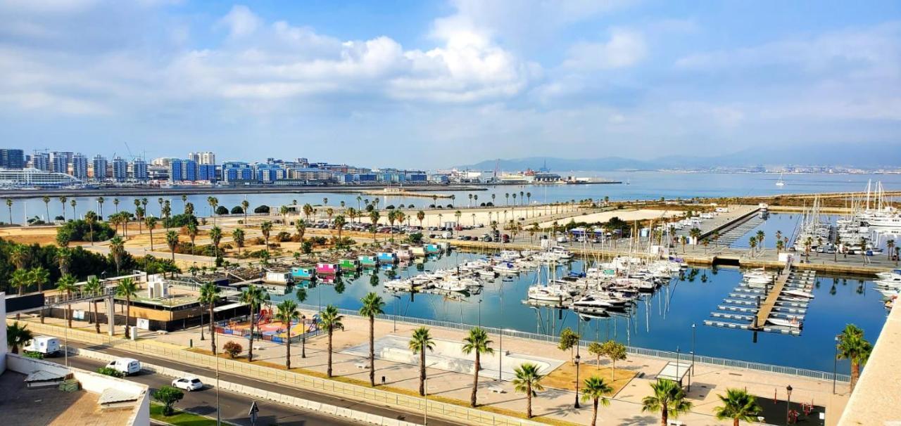 Ohtels Campo De Gibraltar Hotel La Línea de la Concepción Kültér fotó