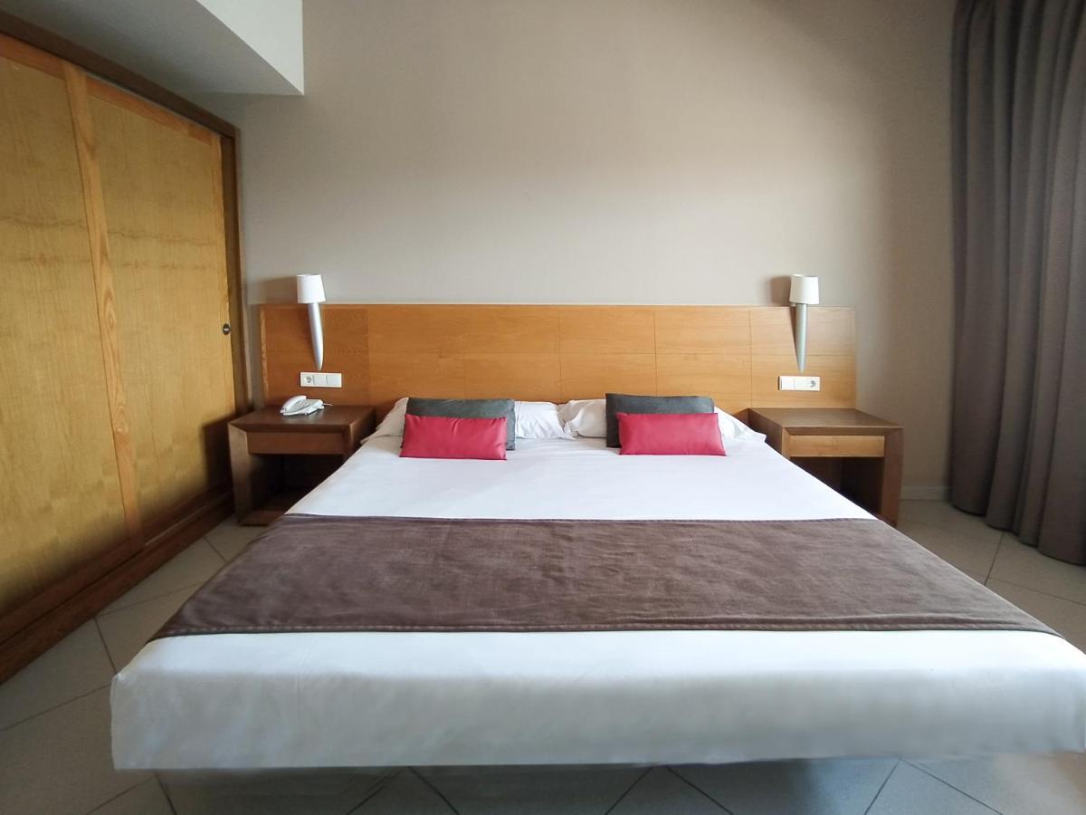 Ohtels Campo De Gibraltar Hotel La Línea de la Concepción Kültér fotó