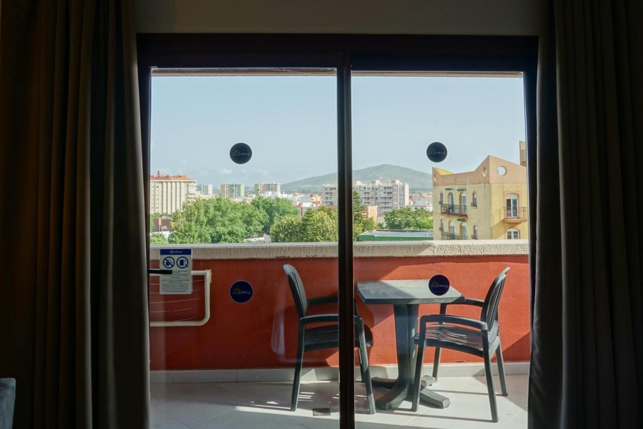 Ohtels Campo De Gibraltar Hotel La Línea de la Concepción Kültér fotó