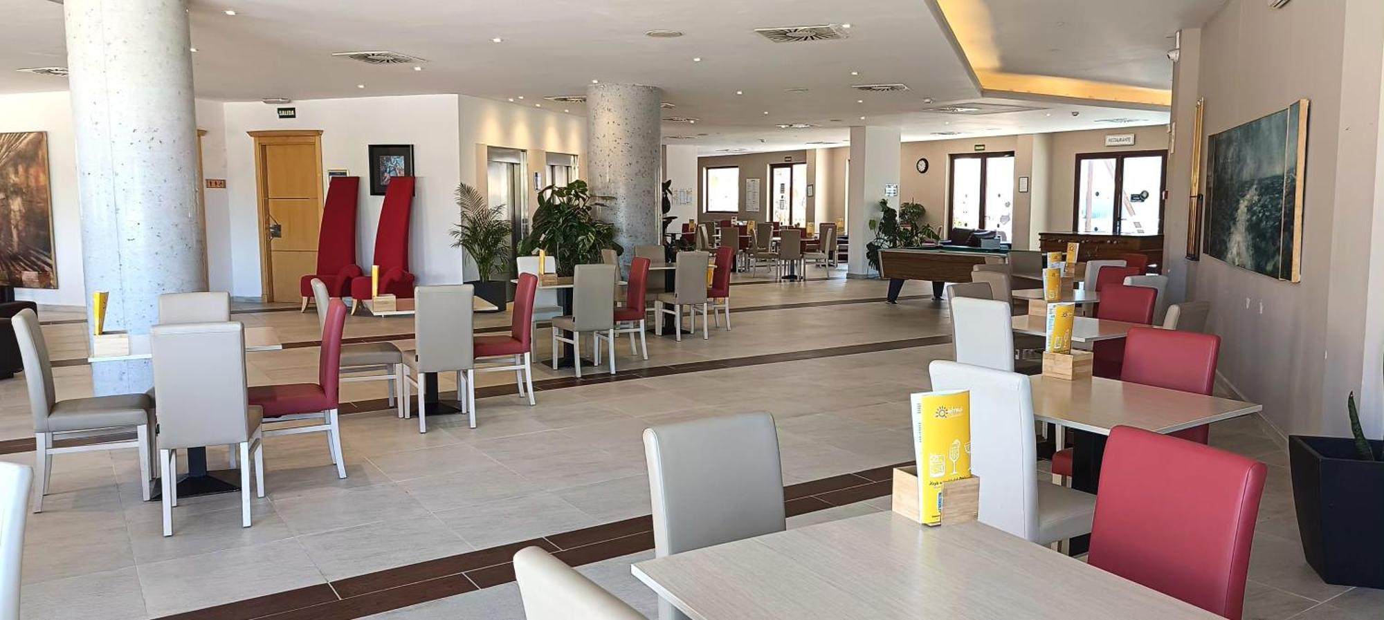 Ohtels Campo De Gibraltar Hotel La Línea de la Concepción Kültér fotó