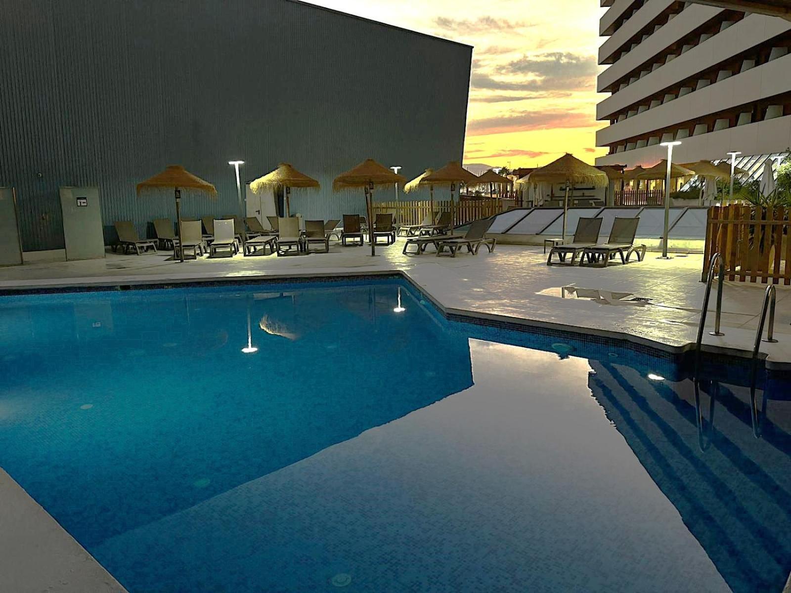 Ohtels Campo De Gibraltar Hotel La Línea de la Concepción Kültér fotó