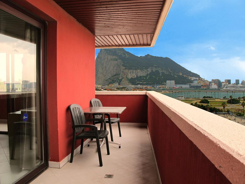 Ohtels Campo De Gibraltar Hotel La Línea de la Concepción Kültér fotó